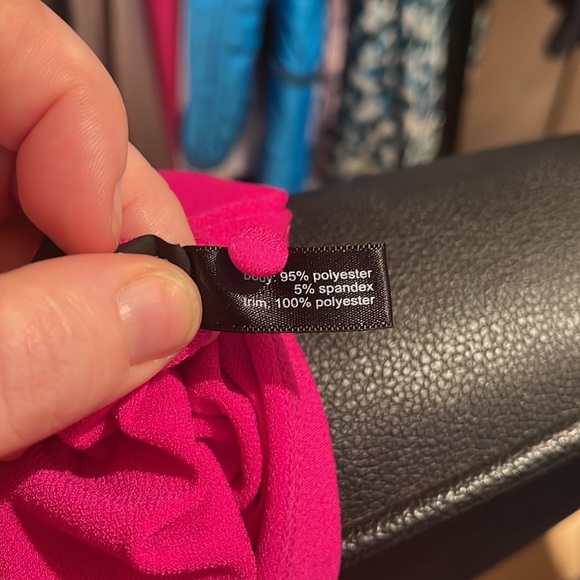 Pink top - Picture 4 of 4